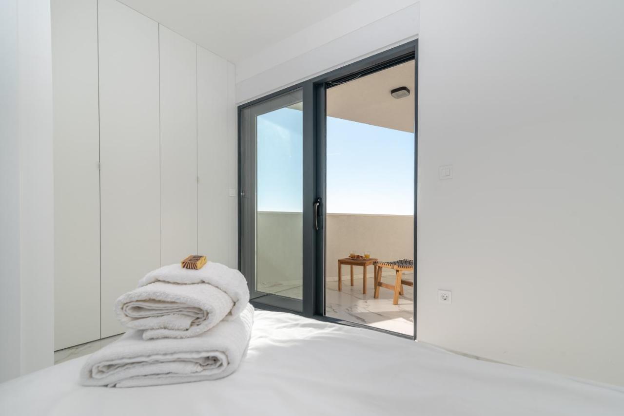 Lavender Tree - Luxury Apartments Трогир Екстериор снимка